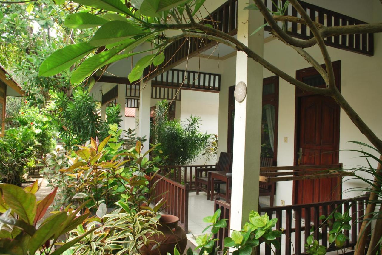 Gili Smile Bungalow Gili Trawangan Exterior foto